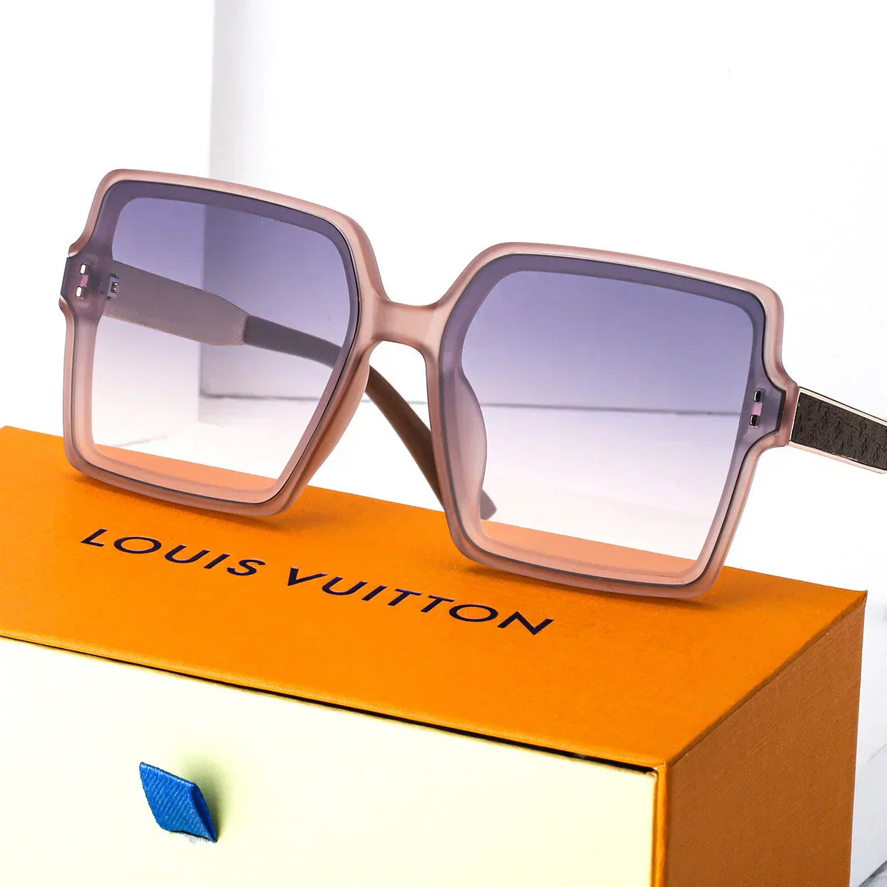 4 color luxury four leaf flower alphabet mirror leg polarized sunglasses